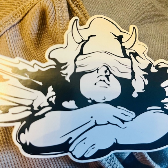 NWT Boys Lie Brown/Tan Camisole with Blue Graphic Size M/L Rhinestone - Picture 9 of 15